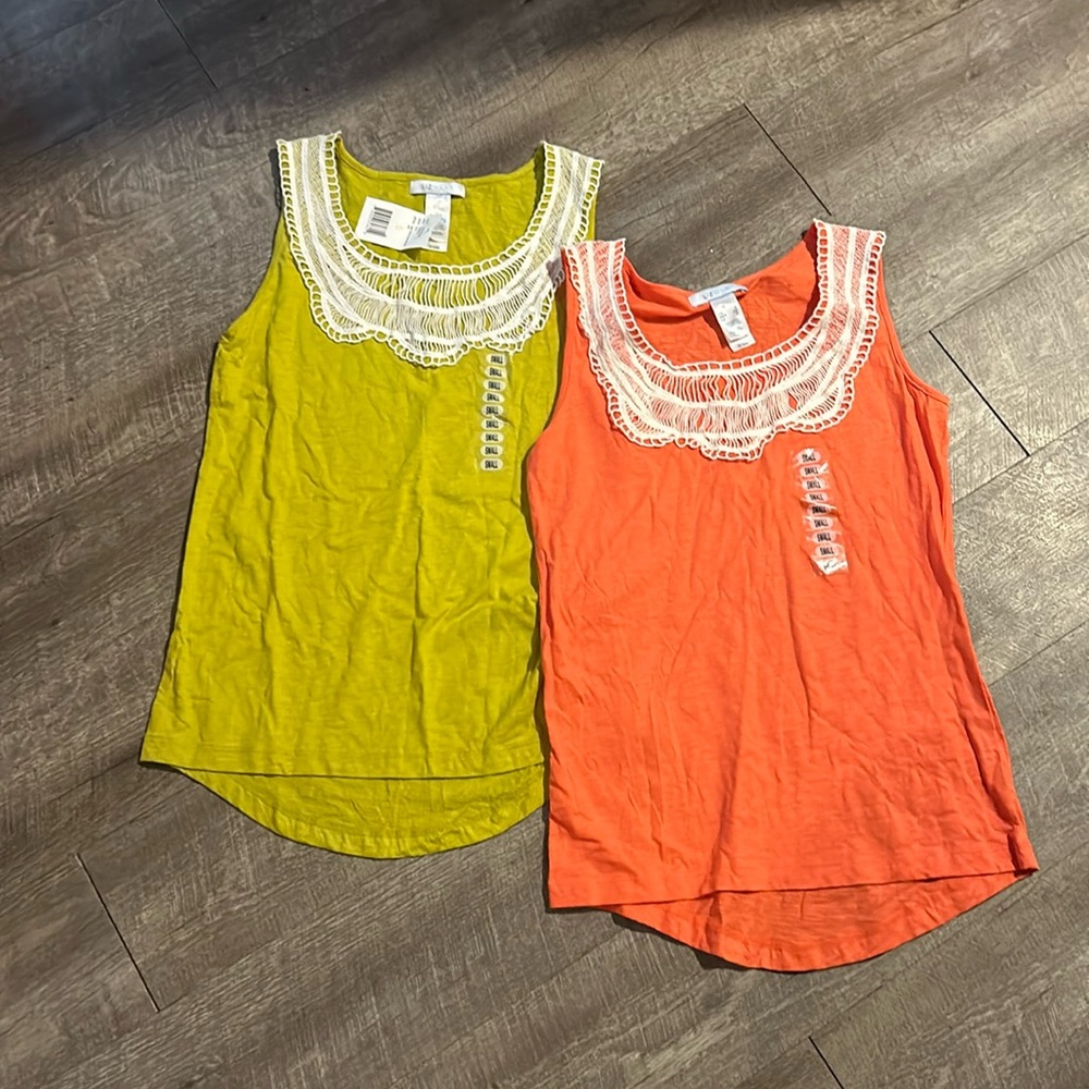 2 NWT Lizwear Lace Neck Tank Tops Green and Orange Size Small